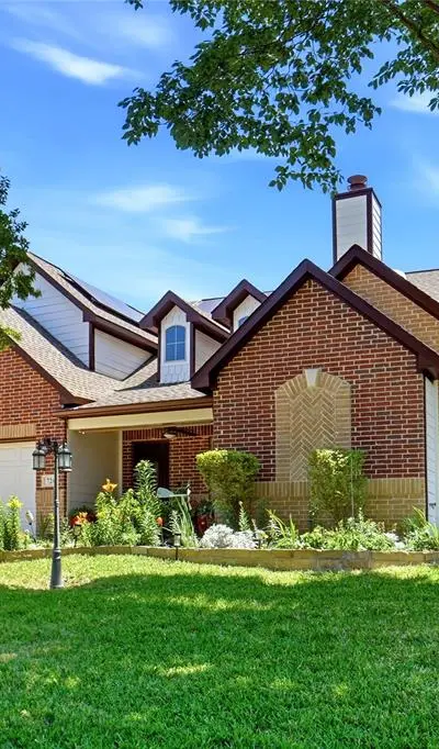 726 Forest Street, Grapevine TX 76051