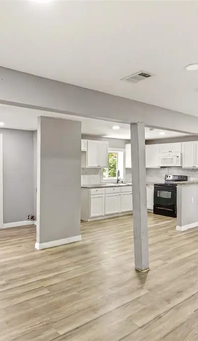 4105 Balch Drive, Dallas TX 75216 - Photo 3