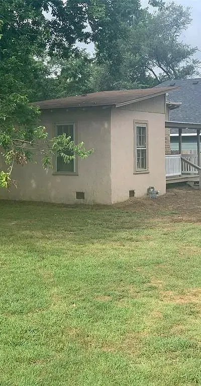 1006 Chase Street, Denison TX 75020 - Photo 2