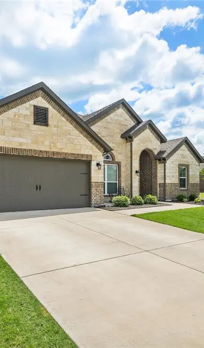 200 Beechcraft Court, Caddo Mills TX 75135
