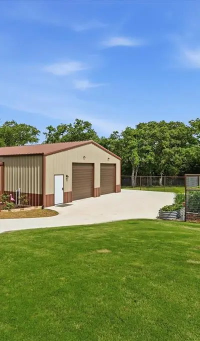 321 Arborview Drive, Weatherford TX 76088 - Photo 2