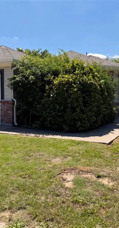 2824 Saint Bernard Drive, Dallas TX 75233