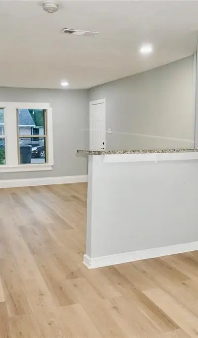 1406 Galloway Avenue, Dallas TX 75216 - Photo 5