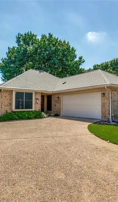 2713 Laurel Oaks Drive, Garland TX 75044 - Photo 3