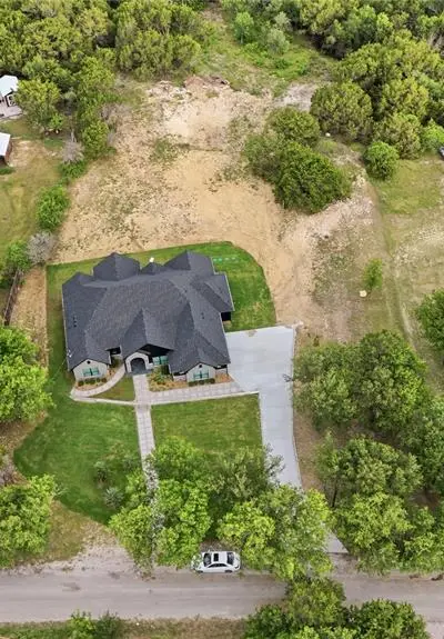 208 N Mountain Ridge, Cresson TX 76035 - Photo 3