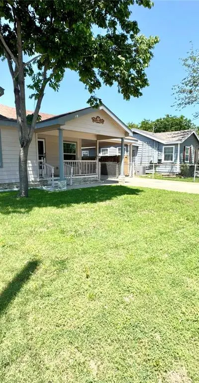 1705 Oak Lea Drive, Irving TX 75061 - Photo 3