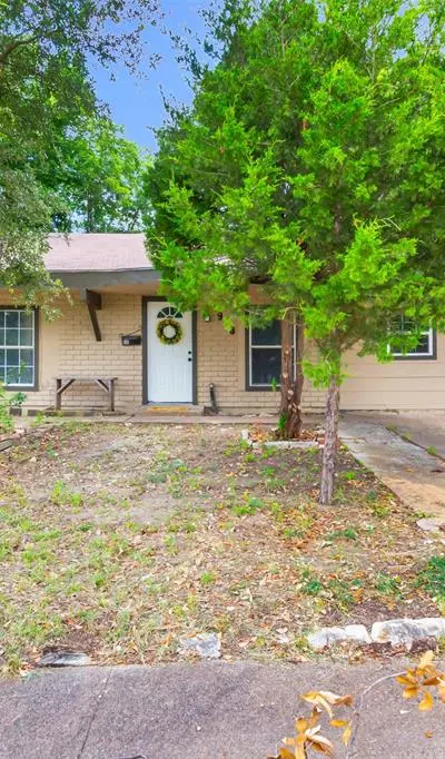 918 Garden Drive, Garland TX 75040 - Photo 4