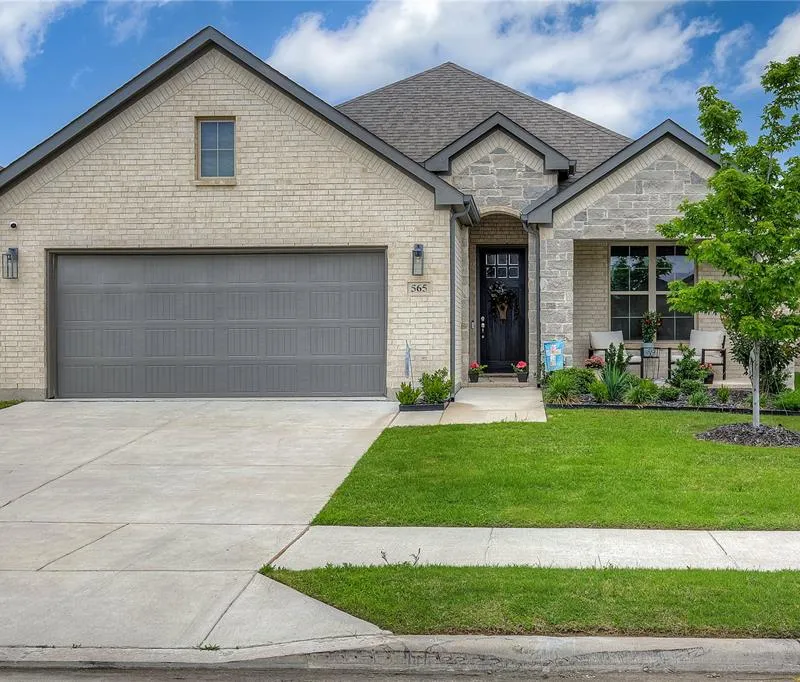 565 Beck Drive, Lavon TX 75166