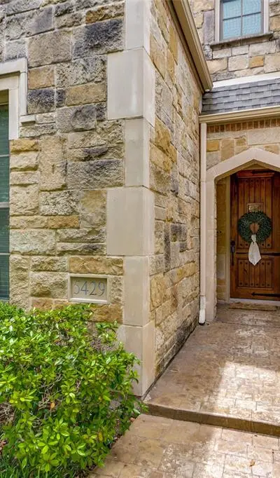 5429 El Campo Avenue, Fort Worth TX 76107 - Photo 2