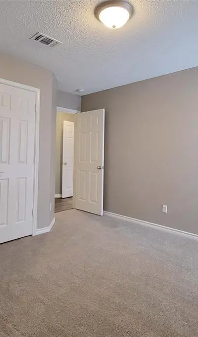 1604 Knoll Ridge Circle, Corinth TX 76210 - Photo 3