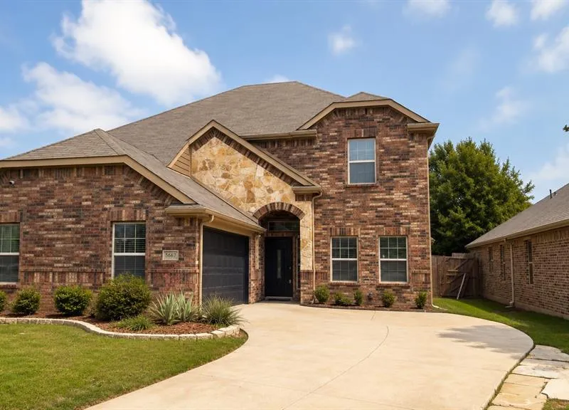 5667 Mountain Hollow Drive, Dallas TX 75249