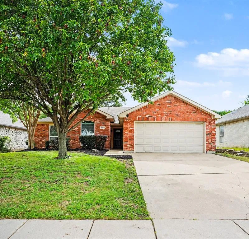 3365 Galaway Bay Drive, Grand Prairie TX 75052