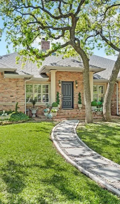3716 Oakwood Drive, Grapevine TX 76051