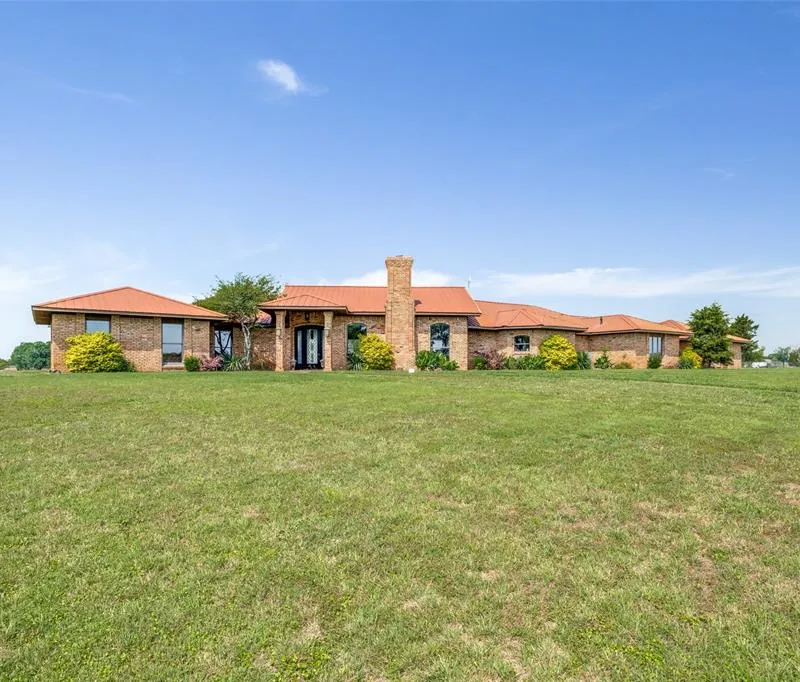 105 Sammi's Way, Whitesboro TX 76273