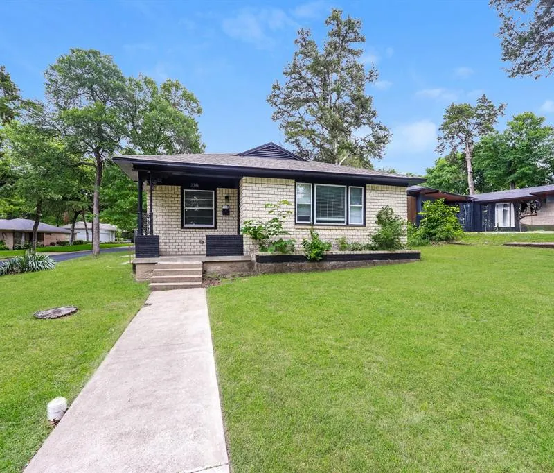 2346 Rexlawn Drive, Dallas TX 75227