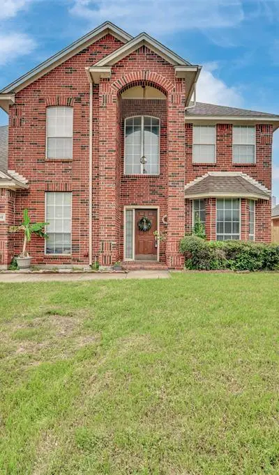 204 Springpark Drive, Arlington TX 76014