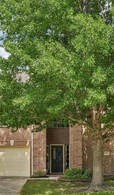 9212 Longview Drive, Plano TX 75025 - Photo 3