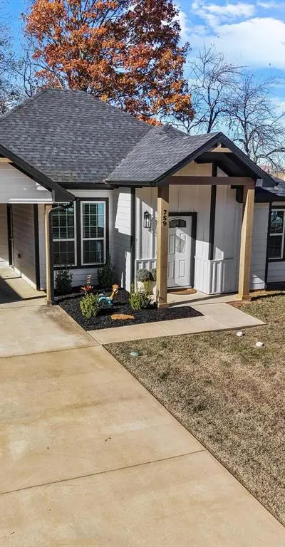 759 N Eddy Avenue, Denison TX 75020 - Photo 4