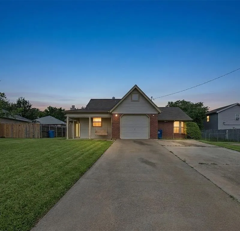 2409 County Road 805b, Keene TX 76031