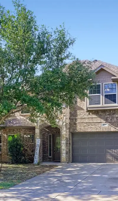 5808 Windy Meadow Lane, Grand Prairie TX 75052