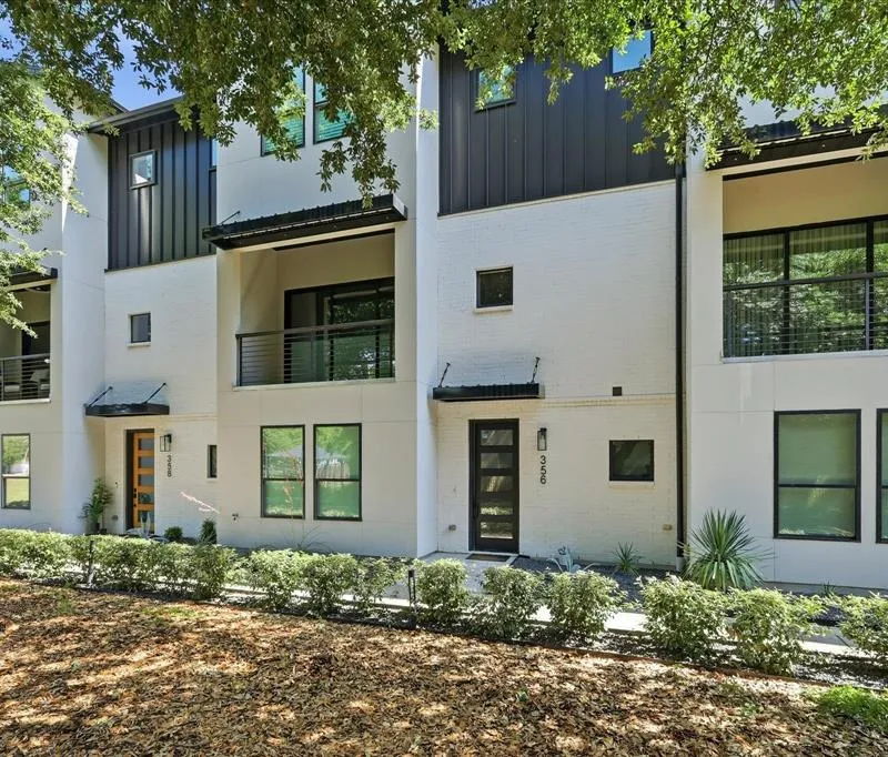 354 Foch Street # B, Fort Worth TX 76107