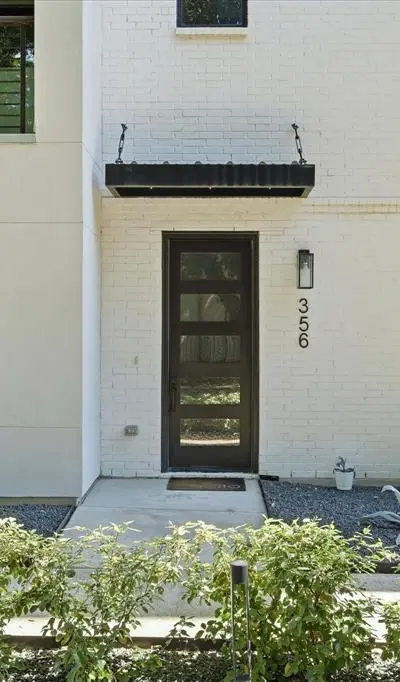 354 Foch Street # B, Fort Worth TX 76107 - Photo 2