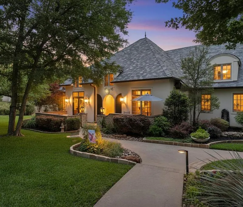 2804 Katherine Court, Dalworthington Gardens TX 76016