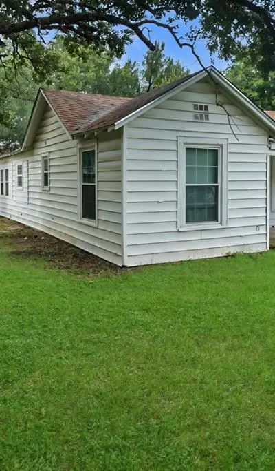 216 19th Street, Mineral Wells TX 76067 - Photo 3