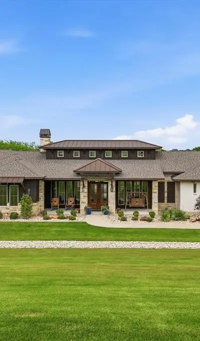 9112 Sirius Lane, Godley TX 76044 - Photo 2