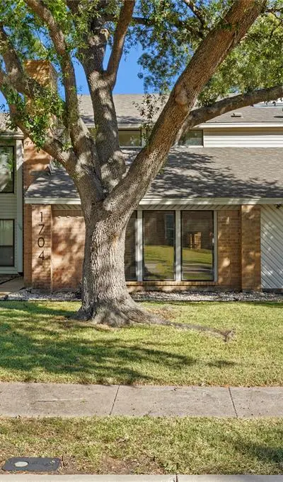 1704 Elk Grove Drive, Richardson TX 75081