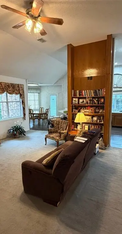 6204 High Brush Circle, Dallas TX 75249 - Photo 3
