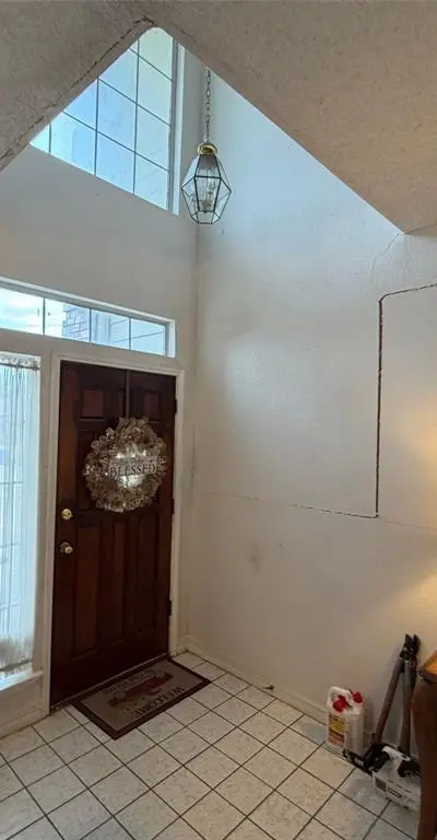 6204 High Brush Circle, Dallas TX 75249 - Photo 5