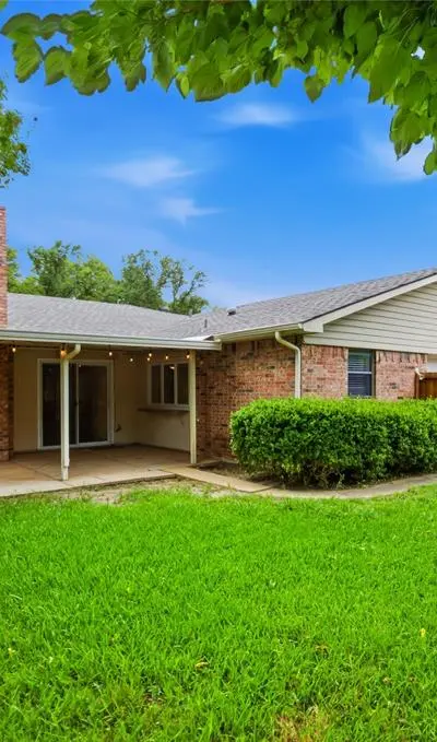 1811 Addington Drive, Carrollton TX 75007 - Photo 5