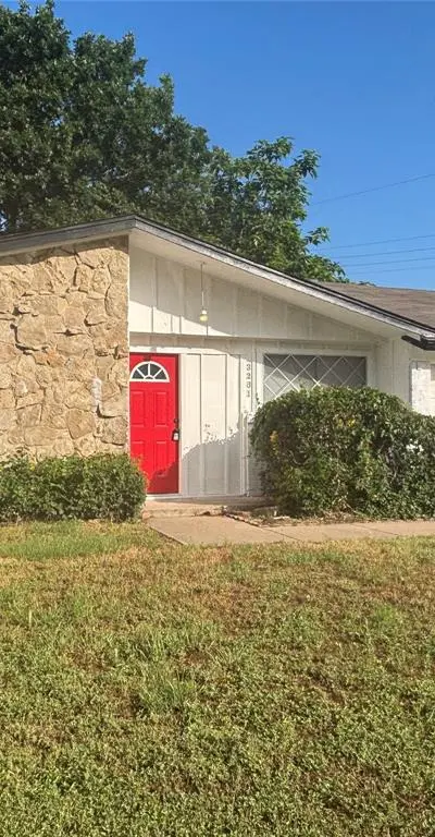 3261 Gene Lane, Haltom City TX 76117