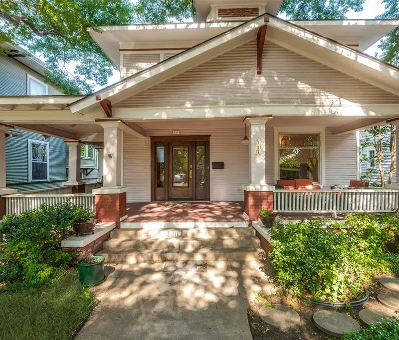 111 S Willomet Avenue, Dallas TX 75208