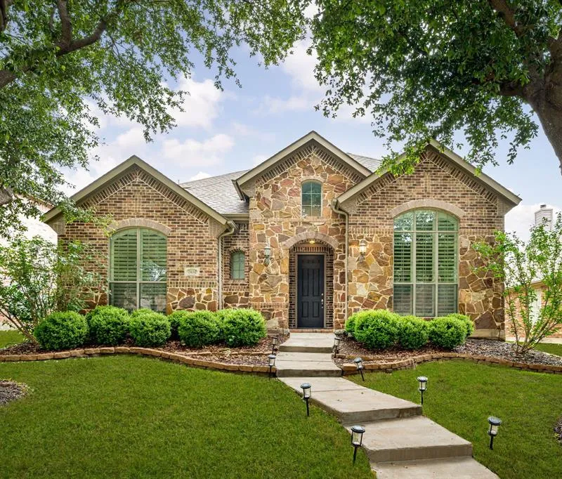 2832 Hidden Knoll Trail, Frisco TX 75034