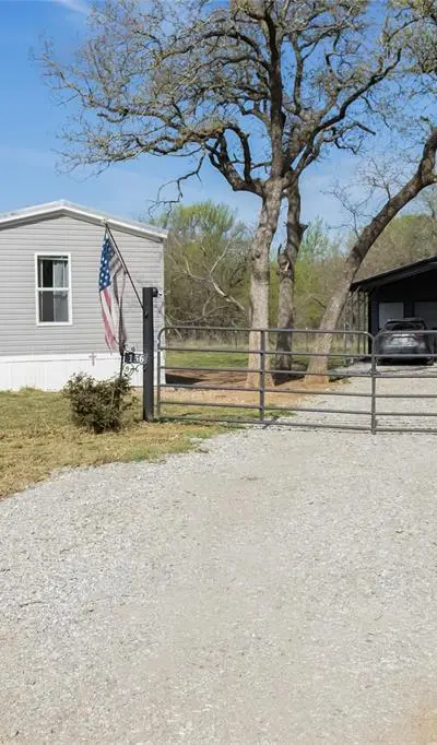 156 Shady Pond Court, Runaway Bay TX 76426