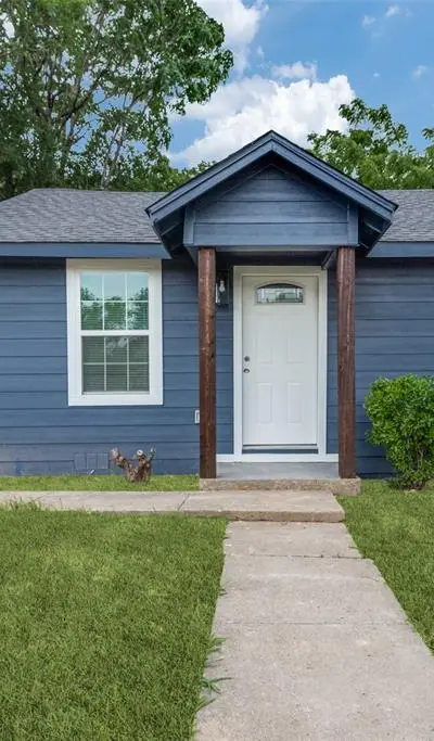 5006 Bartlett Avenue, Dallas TX 75216 - Photo 2