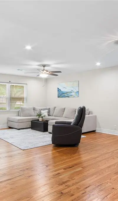 2530 Springhill Drive, Dallas TX 75228 - Photo 3