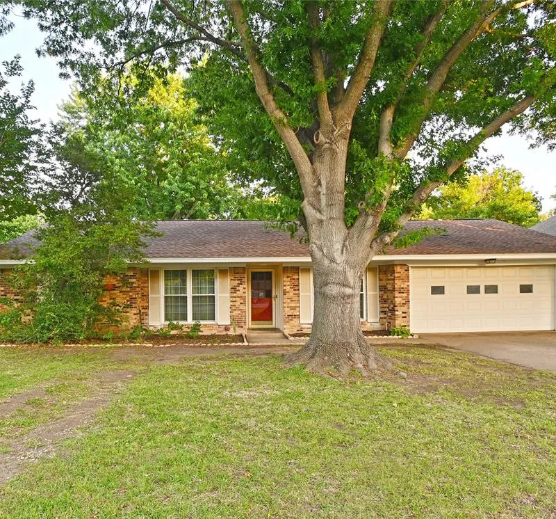 1416 E Windsor Drive, Denton TX 76209