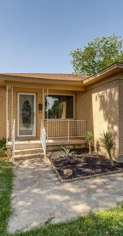 9104 donnybrook, Dallas TX 75217