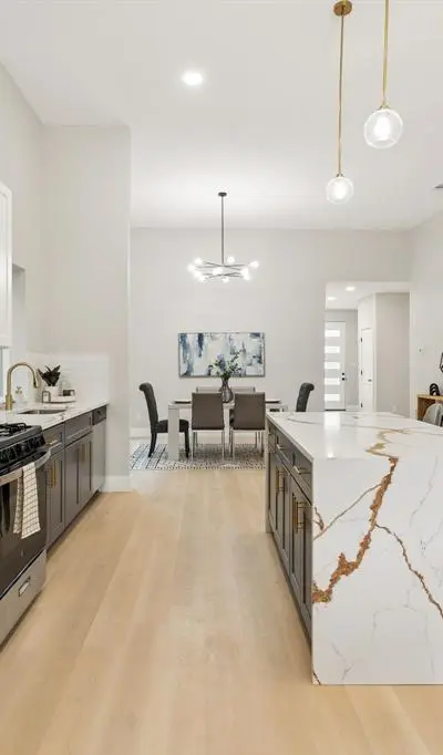 3604 Colonial Avenue, Dallas TX 75215 - Photo 3
