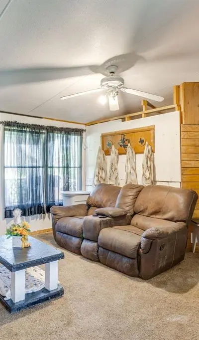 1100 Knob Road, Springtown TX 76082 - Photo 5