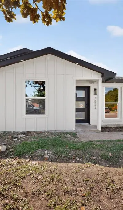 3853 Happy Canyon Drive, Dallas TX 75241 - Photo 2