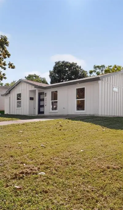 3853 Happy Canyon Drive, Dallas TX 75241 - Photo 3