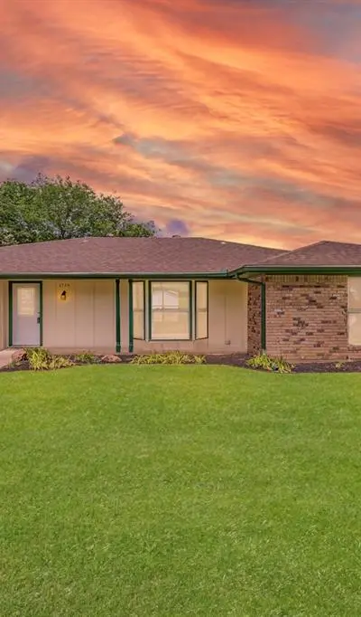 1719 Sagebrush Trail, Grapevine TX 76051