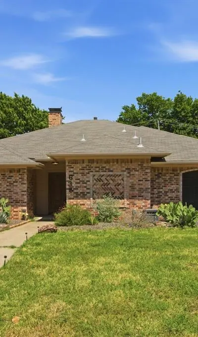 638 Park Lane, Highland Village TX 75077 - Photo 2