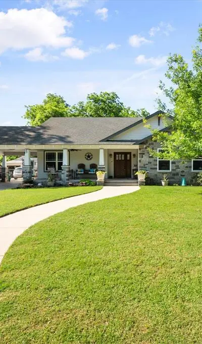 4421 Blackstone Drive, Fort Worth TX 76114 - Photo 2