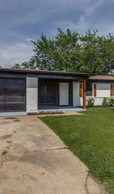 4862 Bedford Drive, Mesquite TX 75150 - Photo 3