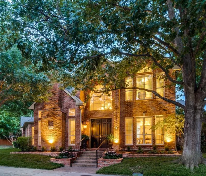 8648 Cherry Hill Drive, Dallas TX 75243